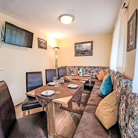 Rosa-3 By Interhome Apartmán *