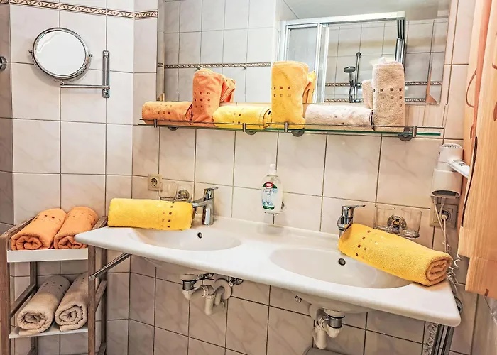 アパート Rosa-3 By Interhome マイヤーホーフェン